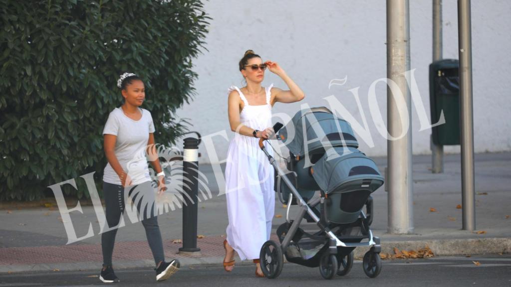 Amber Heard junto a sus mellizos.