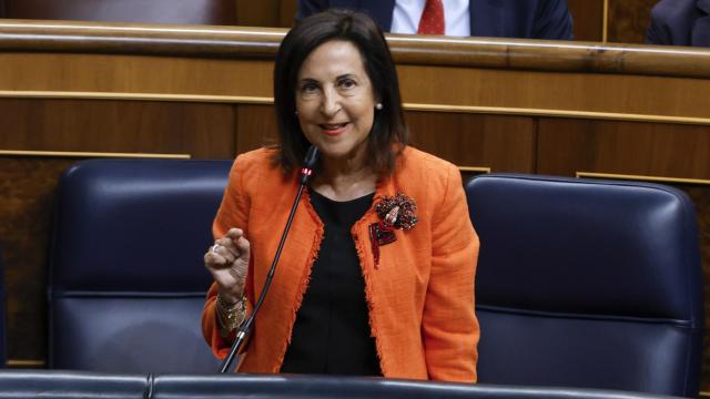 La ministra de Defensa, Margarita Robles, este miércoles en la sesión de control al Gobierno.