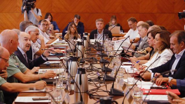 El delegado del Gobierno, Fernando Beltrán, y la alcaldesa de Zaragoza, Natalia Chueca, en la reunión sobre Junta Local de Seguridad.