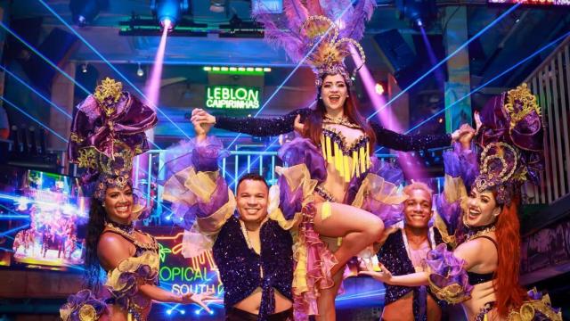 El club donde puedes vivir una experiencia gastronómica de primera clase” en Miami South Beach: comida, tragos y shows en vivo