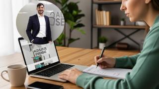 Montaje de Daniel Caraballo con un joven buscando vivienda de alquiler en una imagen creada con IA.