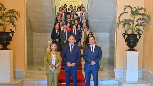 El alcalde de Salamanca, Carlos García Carbayo, en la recepción de la Junta de delegados de la Fiscalía Especial Antidroga