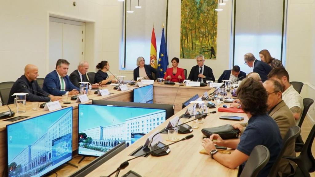 La ministra de Vivienda, Isabel Rodríguez, presenta el Plan Estatal de Vivienda al sector.