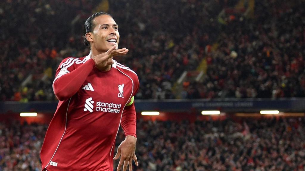 Van Dijk celebra su gol contra el Atlético de Madrid.