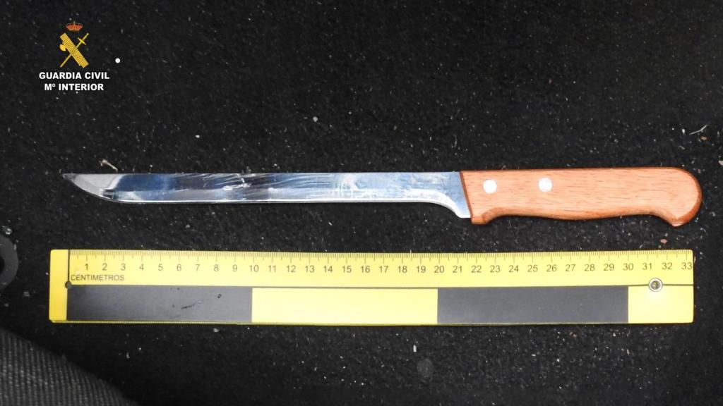 Imagen del cuchillo empleado en el atraco.