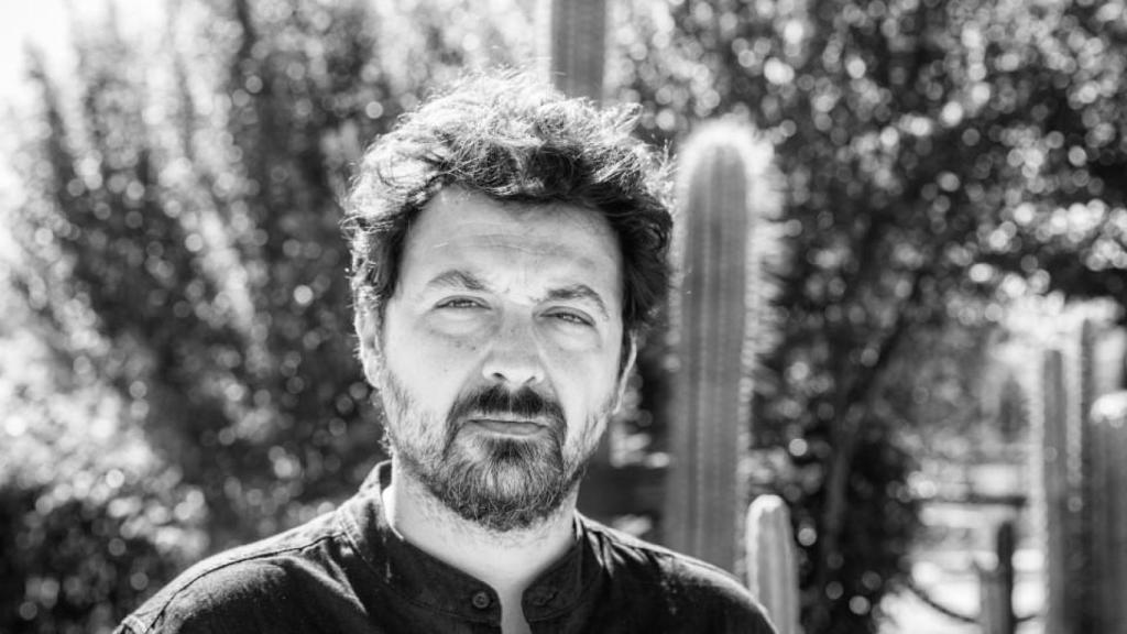 Francisco Serrano, ganador del Premio Tusquets de Novela 2025. Foto: César Viteri