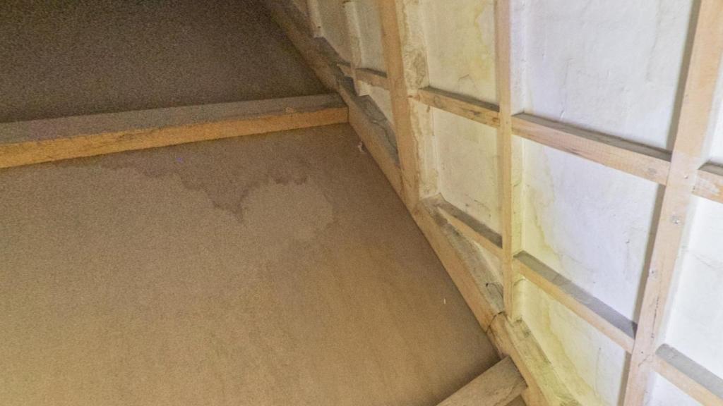 Humedades encontradas en las pinturas de Sijena en el MNAC