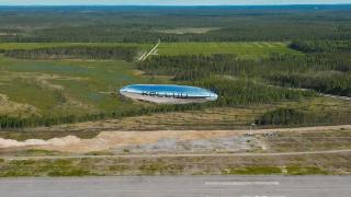 El dirigible en vuelo como parte de unas pruebas de la OTAN