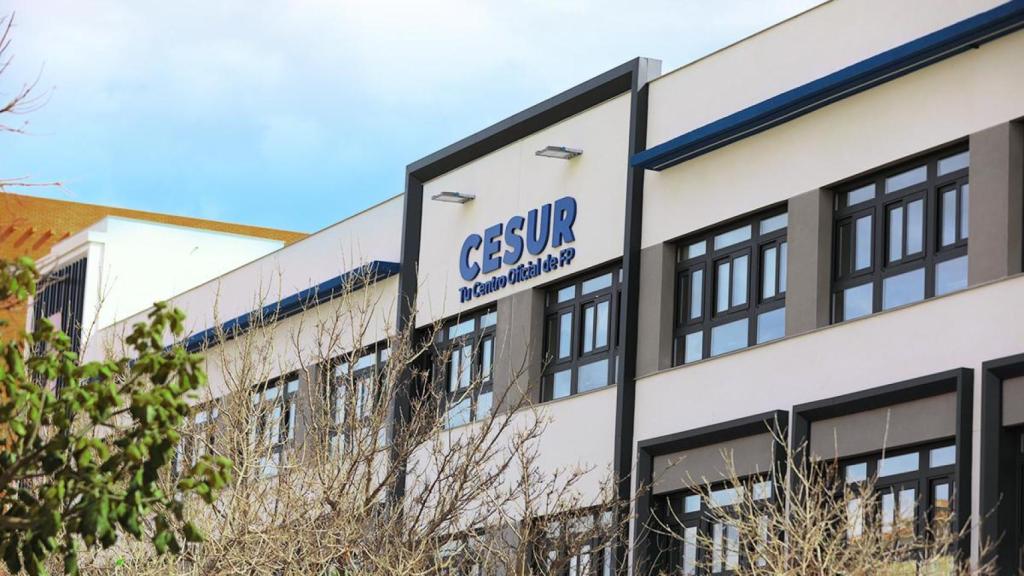 La sede de Cesur.