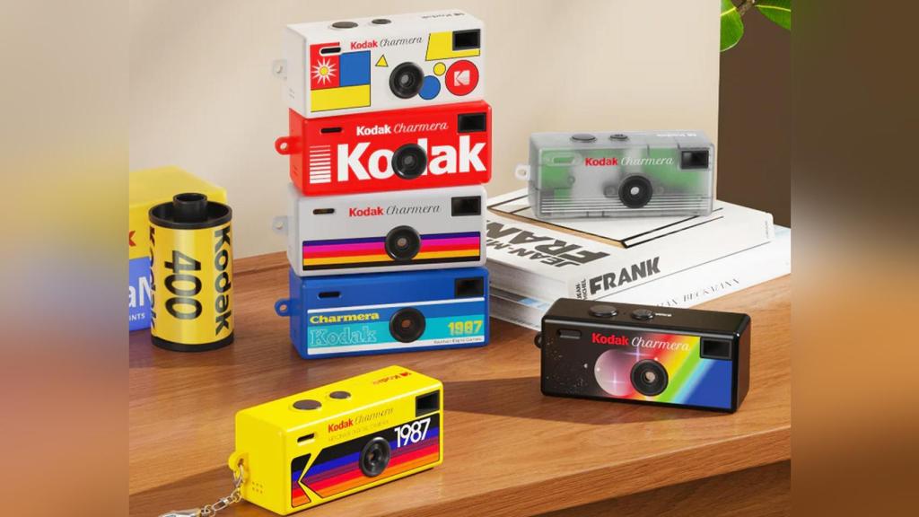 Ediciones de la Charmera.