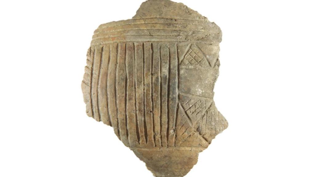 Fragmentos cerámicos das Cavidades do Folón depositados en el Museo Quiñones de León