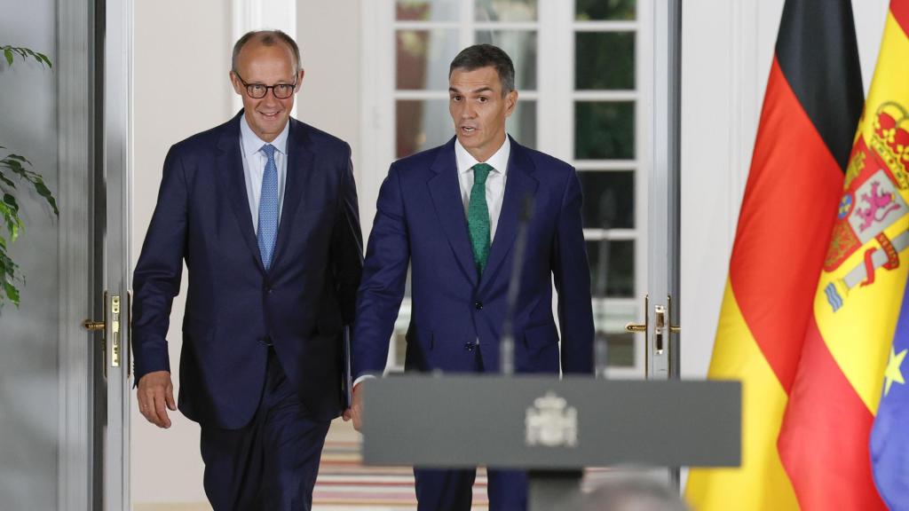 Sánchez y Merz tras el encuentro que han tenido este jueves en La Moncloa.