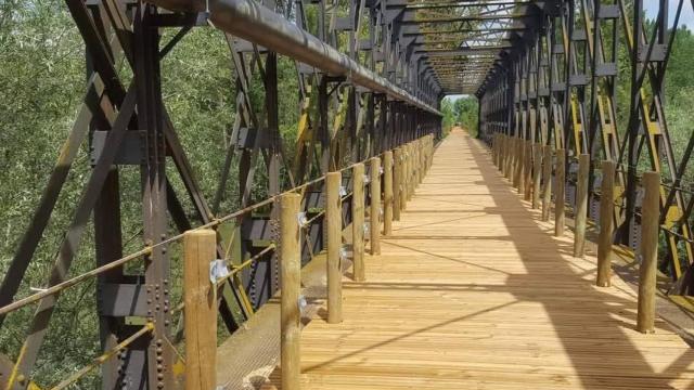 Camino Natural Vía de la Plata en su tramo entre Barcial del Barco y el límite con León