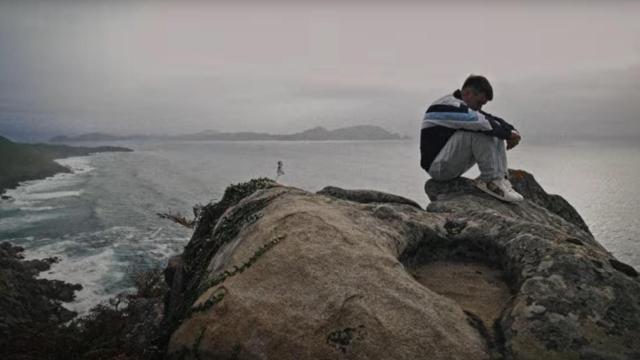 Captura del videoclip de 'Voltarei'.