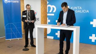 Instante de la firma del convenio.