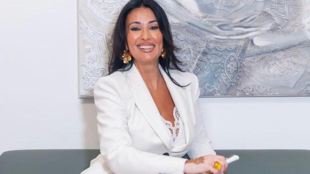 María Cristina Buendía, notaria.