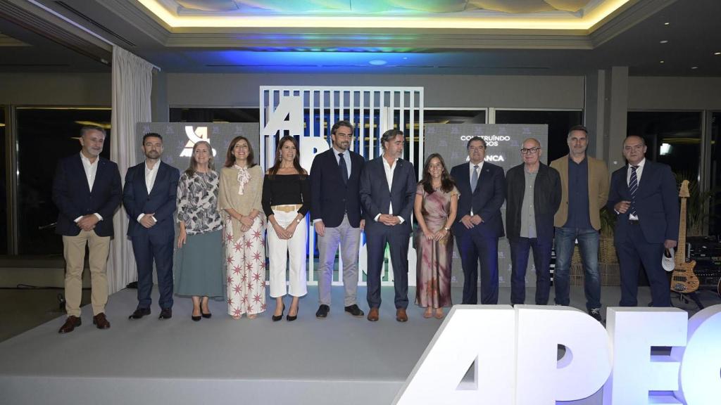 Apecco reúne en A Coruña a instituciones y empresas en su V Encuentro Anual