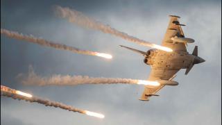 Eurofighter lanzando contramedidas