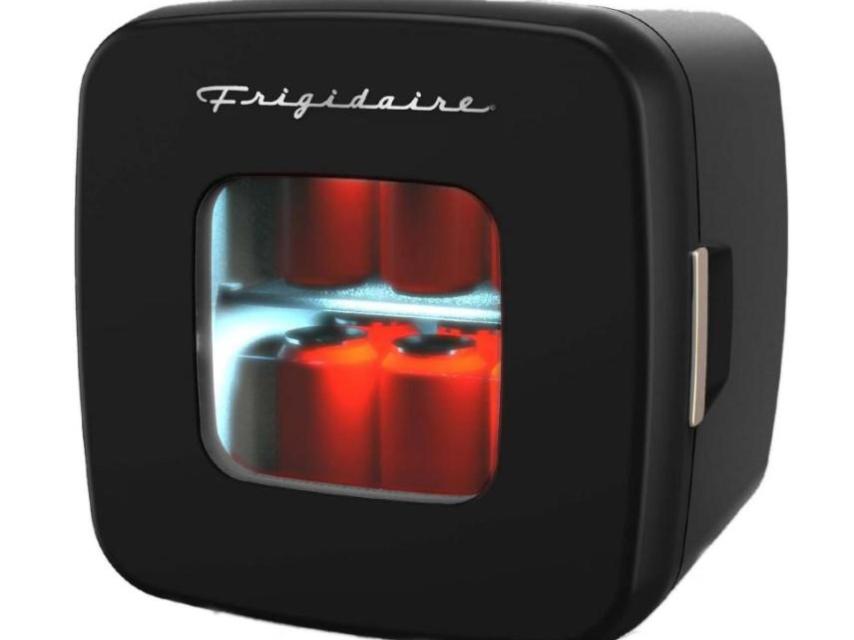 El mini refrigerador que Walmart vende en Estados Unidos