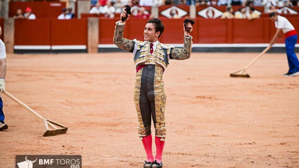 Ismael Martín corta dos orejas al segundo toro