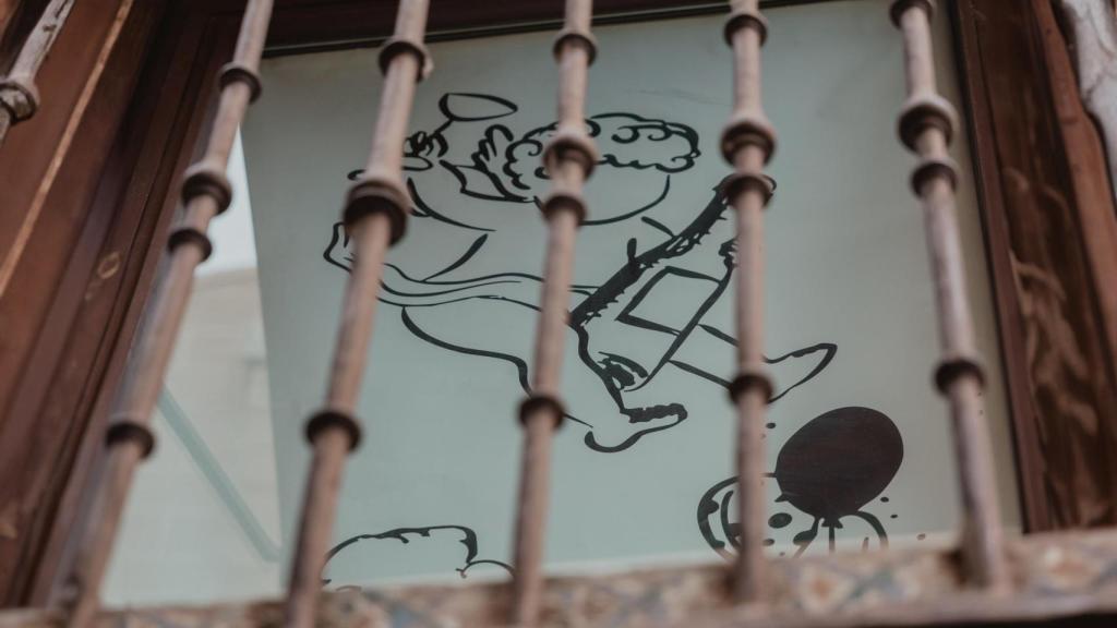 Uno de los detalles de la fachada.