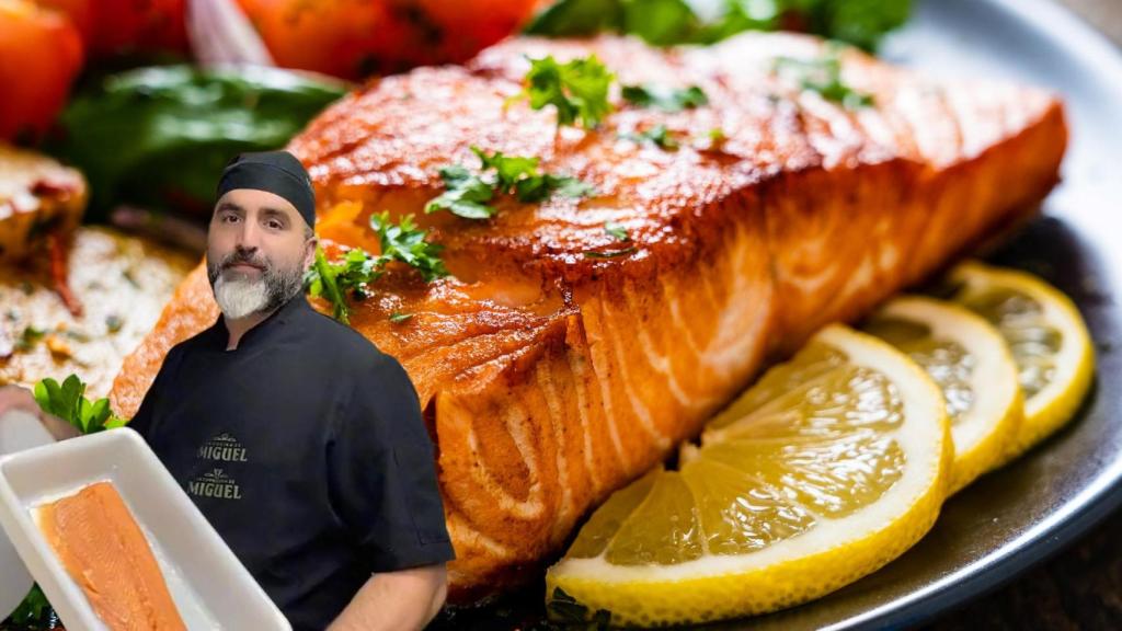 El cocinero Miguel en un montaje de El Español