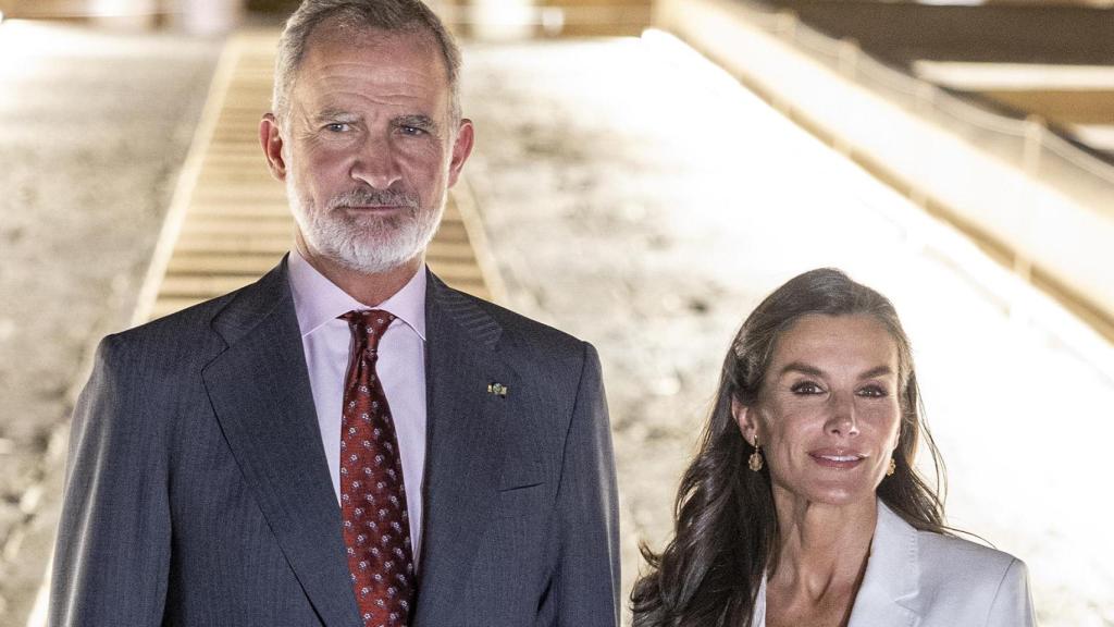 Felipe VI y Letizia en la inauguración de las luces nocturnas del Templo de Hatshepsut.