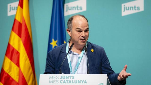 El secretario general de JxCat, Jordi Turull, este sábado ante el consell del partido en Figueres.