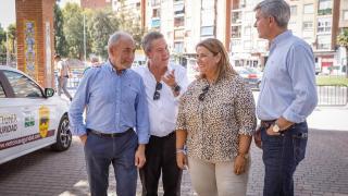 Emiliano García-Page y Álvaro Gutiérrez con los exalcaldes de Talavera de la Reina, Francisco Rivas y Tita García Élez.