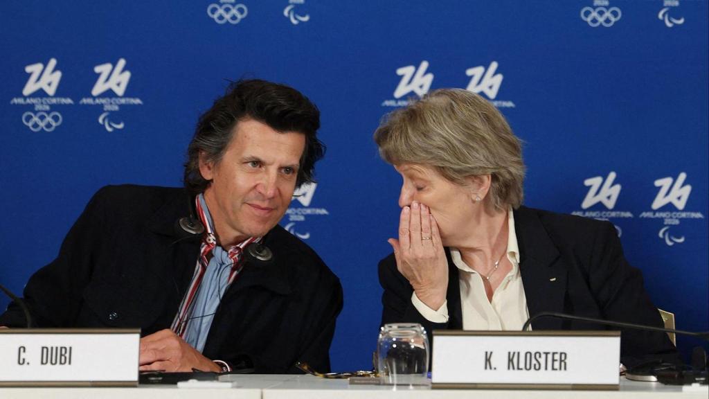Christophe Dubi y Kristin Kloster ante la rueda de prensa de los Juego Olímpicos de Milán-Cortina d'Ampezzo 2026.