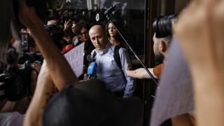 Miguel Polo, a su llegada al juzgado de Catarroja. EP / Rober Solsona