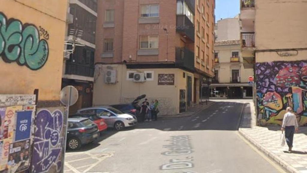 Calle Doctor Galíndez, en Cuenca, donde ha ocurrido el suceso saldado con un detenido.