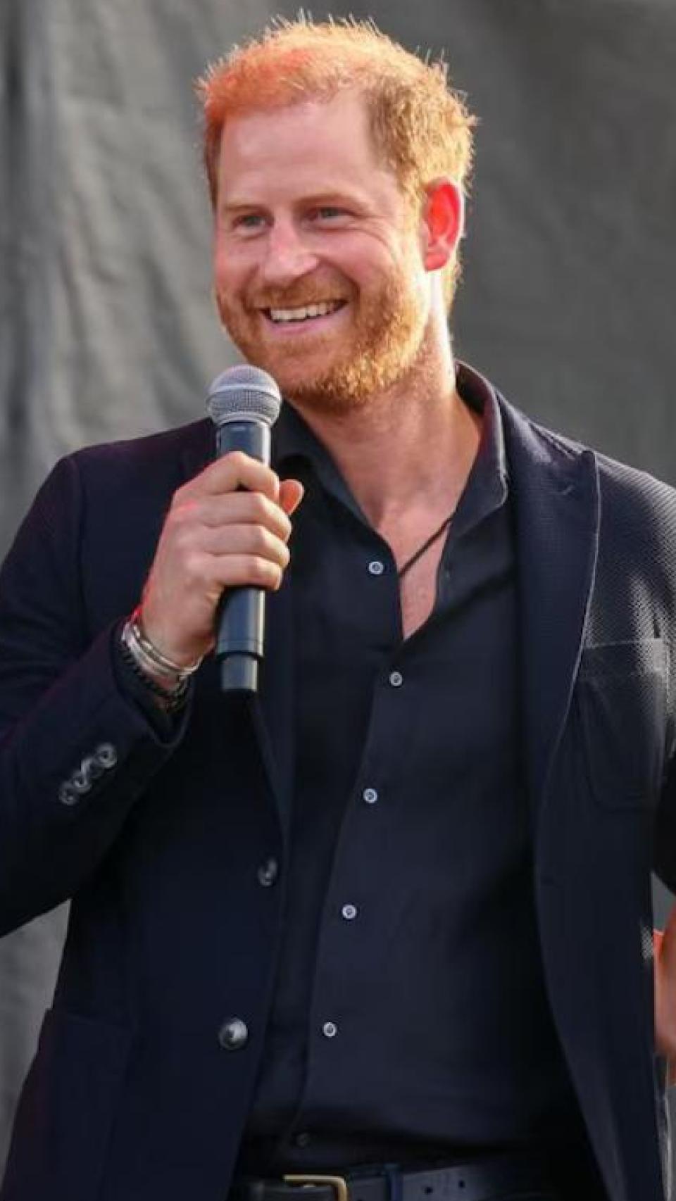 Harry y Meghan en Santa Bárbara durante el concierto benéfico One805 Live.