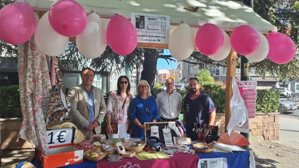 Los concejales de Vox también han acompañado a AFATA en el Día Mundial del Alzheimer.