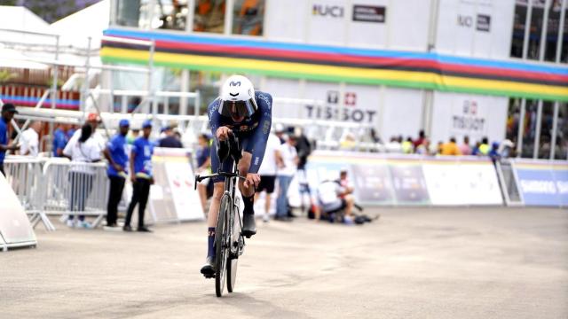 Iván Romeo a su llegada a meta