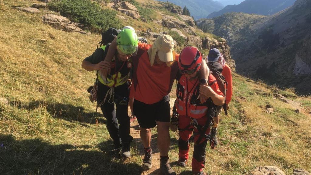 Rescate de un senderista en el GR11 de Candanchú a Lizara.
