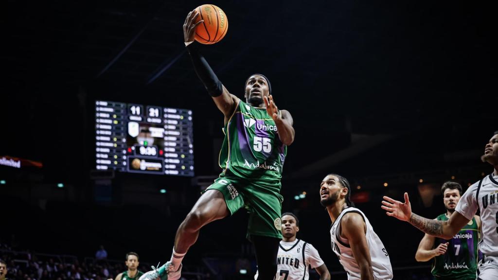 Kendrick Perry durante el Unicaja vs. NBA G League United de la final de la Copa Intercontinental 2025