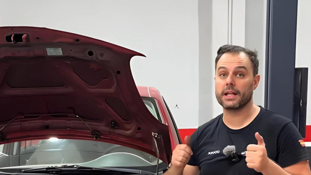 Imagen del mecánico desde sus redes sociales.