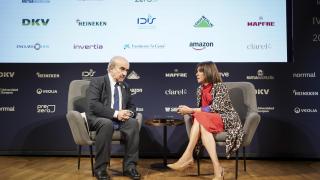 Mariano Jabonero, secretario general de la OEI, junto a la directora de ENCLAVE ODS Charo Izquierdo.