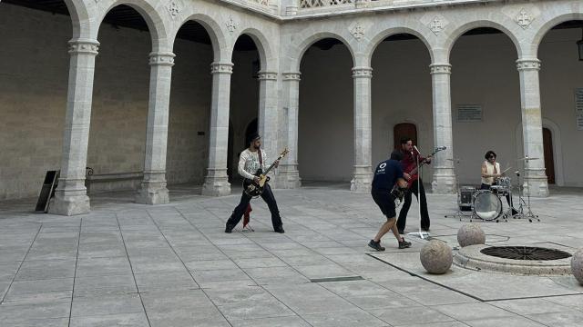 Siloé durante el rodaje del videoclip