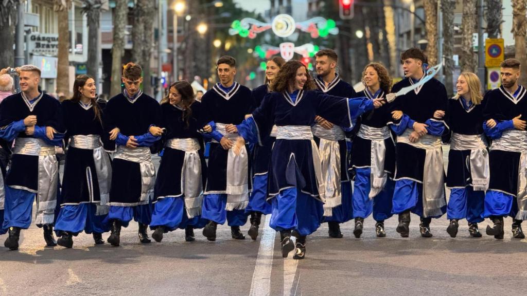 Imagen de la Entraeta de la pasada edición del Mig Any en San Vicente del Raspeig.