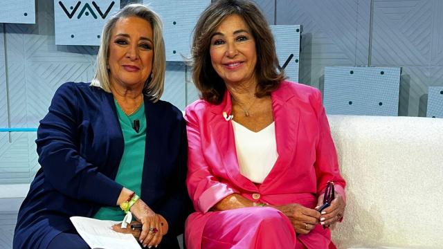 La presidenta ejecutiva de EL ESPAÑOL de Castilla-La Mancha y la presentadora, la mañana de este lunes en Telecinco.
