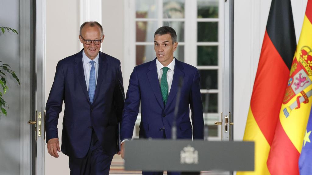 El canciller alemás, Friedrich Merz, junto a Pedro Sánchez, en el Palacio de la Moncloa
