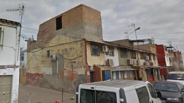 La esquina entre la calle Sándalo y Granada de Torreblanca donde se produjo la agresión mortal.