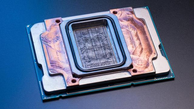 Chiip con el sistema de refrigeración con microfluidos de Microsoft.