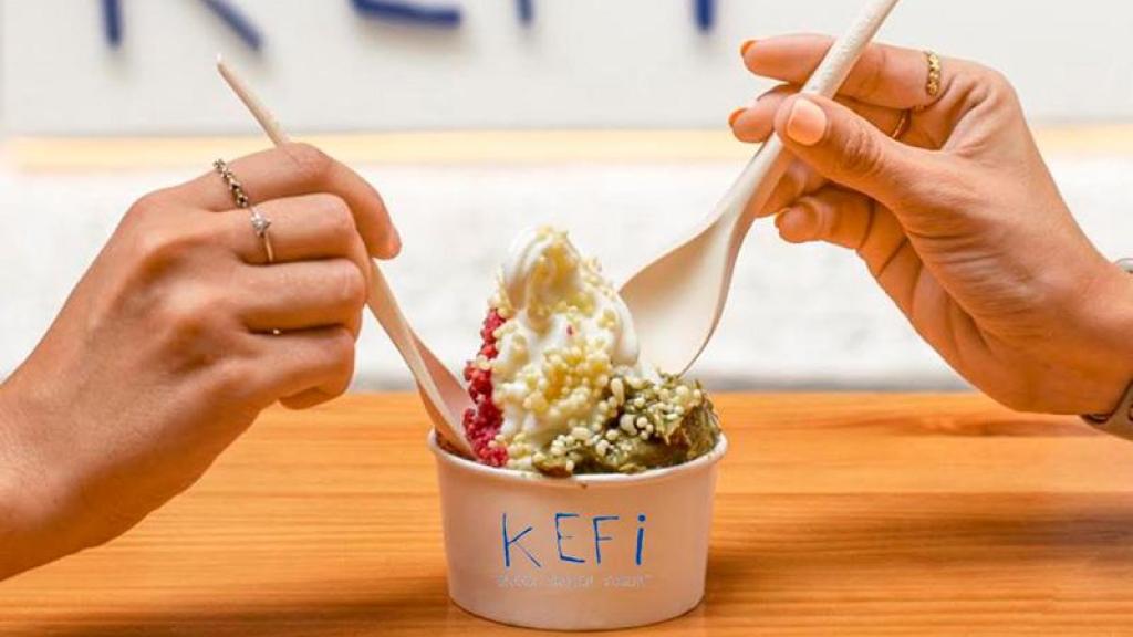 Yogur griego helado.