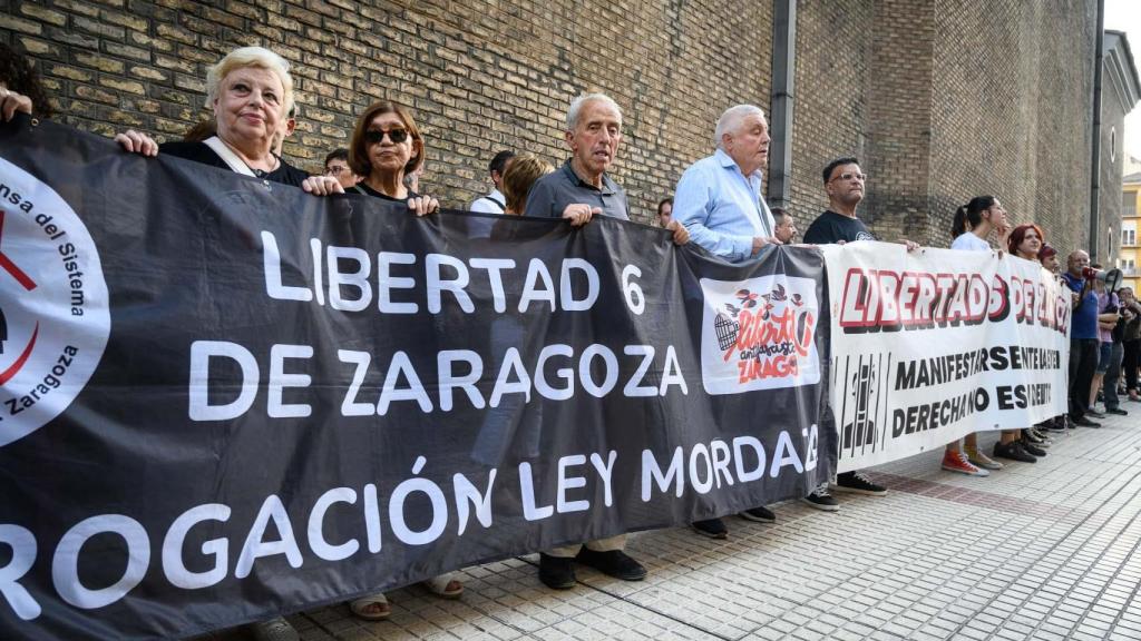 Concentración pidiendo la libertad de los '6 de Zaragoza'