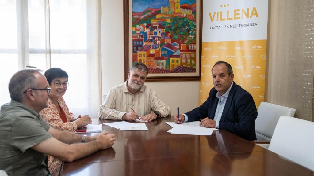 El alcalde Fulgencio Cerdán y el presidente de la Cámara Carlos Baño, este martes.