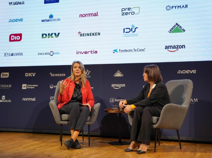 Ángela de Miguel presidenta de CEPYME junto a Charo Izquierdo.
