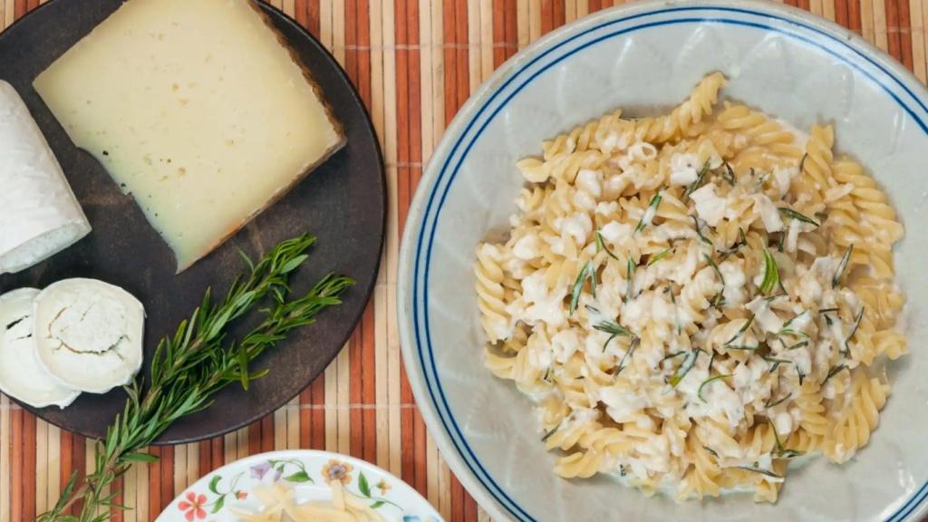 Fusilloni a los tres quesos.